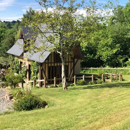 Le Petit Orchard *